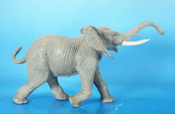 ELASTOLIN Elefant stürmend Masse E153