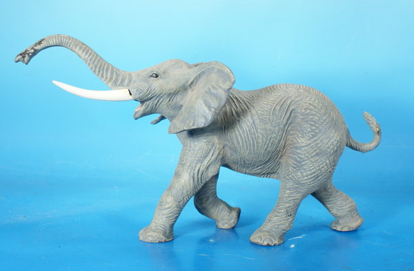 ELASTOLIN Elefant stürmend Masse E153/5