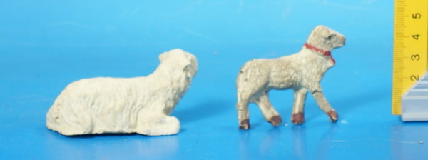 4 Krippenfiguren Schafe Masse ca. 1950 Krip024