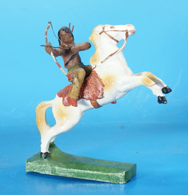 TIPPLE TOPPLE Indianer mit Bogen zu Pferd Masse um 1950 WTT025