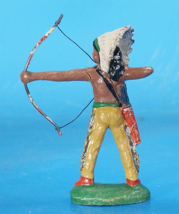 TIPPLE TOPPLE Indianer mit Bogen Masse um 1950 WTT045