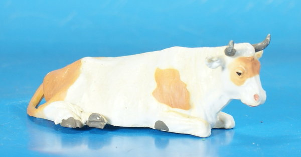 ELASTOLIN Kuh liegend Hart-Plastik PET050